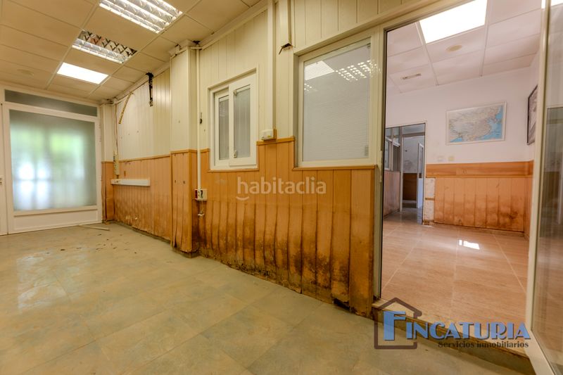 Foto fdeb702a-e3d2-414b-a49f-eee1806f26e9. Casa a carrer extremadura 25 a Riba - roja de Túria
