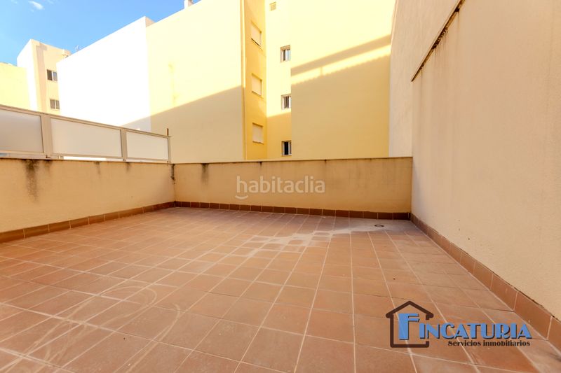 Foto 12a8cd03-d4a7-4061-991f-4f8eadcf28a2. Pis amb aparcament a Riba - roja de Túria