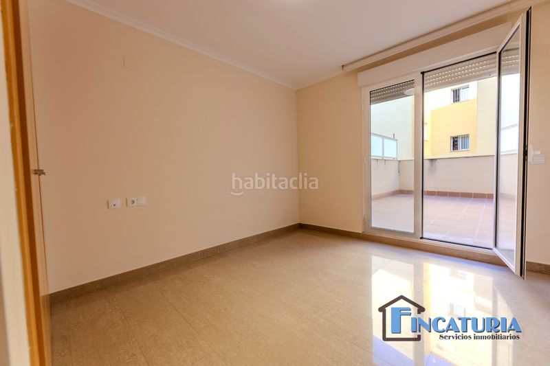 Foto f3316370-b180-4074-bec3-526a48c1eecc. Pis amb aparcament a Riba - roja de Túria