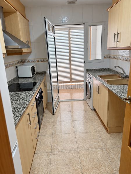 Foto a675da68-2073-4e7b-a798-362edd645a54. Pis a El Carmen Manises