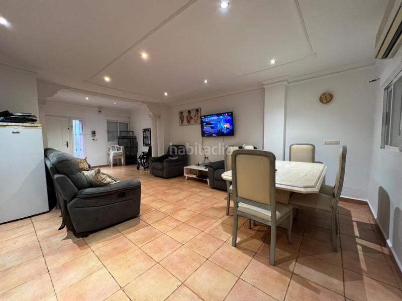 Foto b925e096-6f27-46c4-82f9-b807f1db0c8d. Casa amb calefacció a Casco Antiguo Llíria