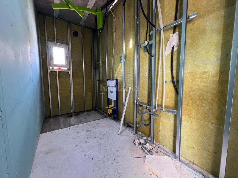 Foto 0c3a92d6-992b-4f5f-999d-18a40026febf. Xalet amb calefacció aparcament piscina a Urbanizaciones Llíria