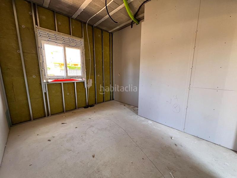 Foto 17c43d3a-8d76-4880-804a-bdb87899dec2. Xalet amb calefacció aparcament piscina a Urbanizaciones Llíria