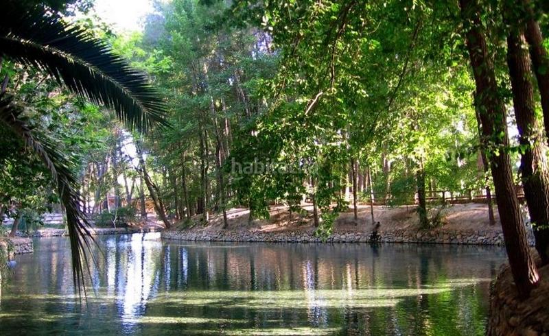 Foto 519746b7-7a0a-47f5-a490-1fa9a47e97fb. Xalet amb calefacció aparcament piscina a Urbanizaciones Llíria