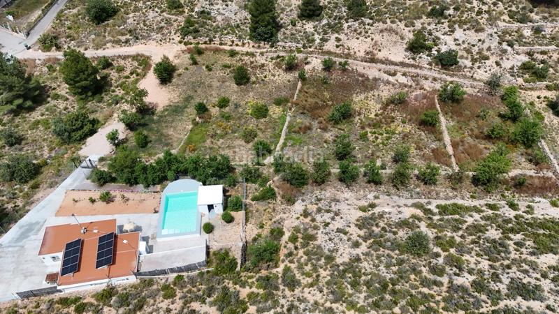 Foto 3f097105-23f6-46b5-b4d3-c3efd17d7e65. Chalet con piscina in Casco Antiguo Llíria