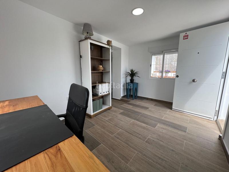 Foto 56c7ad7e-7037-4bb9-8a2e-621a54983bce. Chalet con piscina in Casco Antiguo Llíria