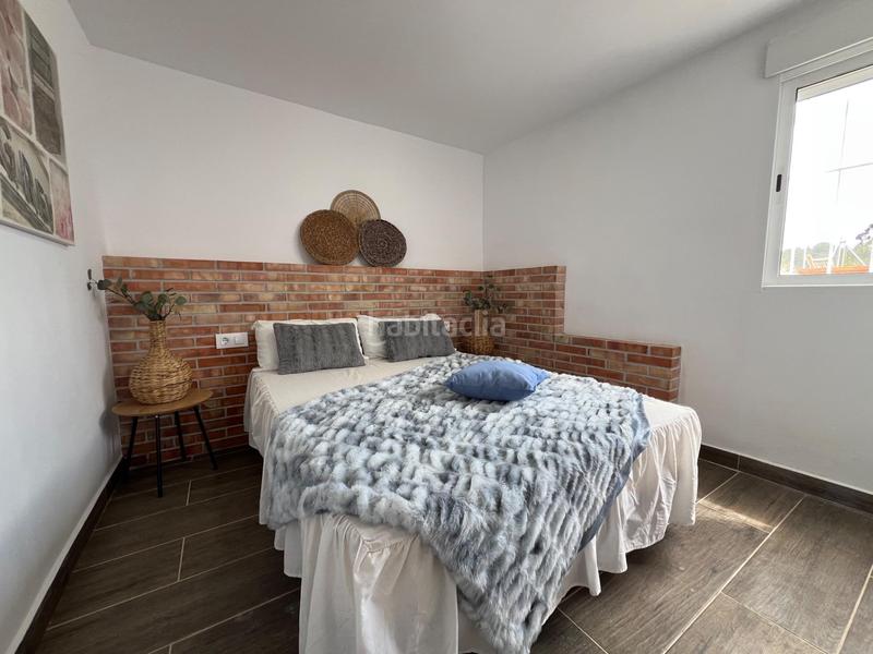 Foto a8484e86-cc33-44cd-8a96-6b88a1534062. Chalet con piscina in Casco Antiguo Llíria