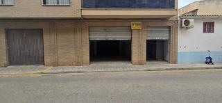 Local Comercial a Parque de la Bombilla. Local comercial en venta en llíria  zona colegio santa