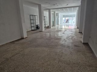 Local Comercial a Parque de la Bombilla