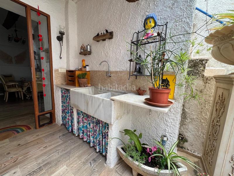 Foto bfc59154-2d24-4b71-b724-0c18411b5338. House with parking in Casco Antiguo Llíria