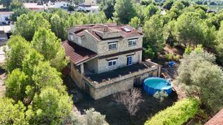 Chalet à Casinos. Chalet urbano mas parcela en casinos