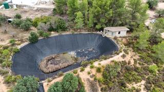 Mas à Santa Bárbara. Finca rústica en venta en llíria  16.593 m con agua propia