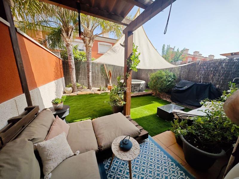 Foto 223fddf4-6e7a-4093-9d16-1dc8788961c9. Casa adossada amb calefacció piscina a Pla dels Aljubs Pobla de Vallbona (la)