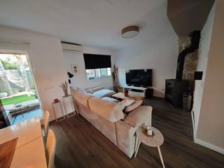 Reihenhaus in Pla dels Aljubs. Casa adosada en venta la pobla de vallbona.