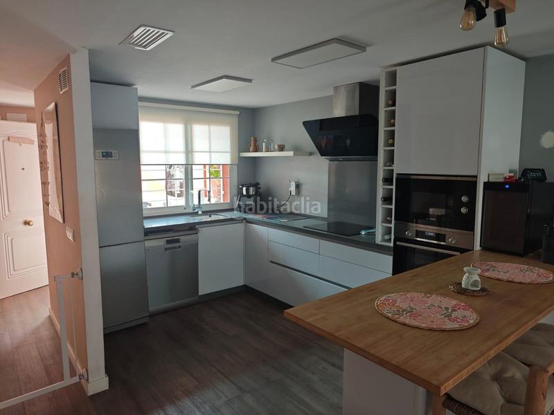 Foto a0f84516-7db7-41b6-afe7-708e72fb634e. Casa adossada amb calefacció piscina a Pla dels Aljubs Pobla de Vallbona (la)