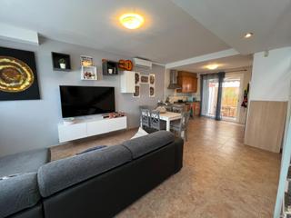 Rent Semi detached house in Marines. Adosado en marines de 2 dormitorios, amueblado, alquiler tempora