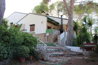 Chalet à Gestalgar. Chalet independiente en gestalgar, rodeado de naturaleza y tranq