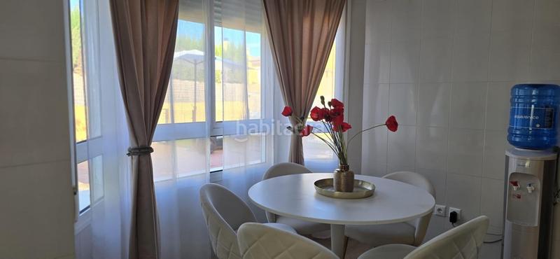 Foto 340cf0ed-3f3e-4d6f-bb48-3f769aef0b2f. Chalet avec chauffage parking piscine dans Urbanizaciones Llíria