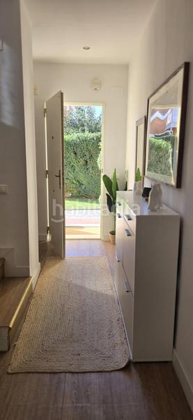 Foto 3c39f3ce-b51b-4b1c-a295-5d5a75d4d724. Chalet avec chauffage parking piscine dans Urbanizaciones Llíria