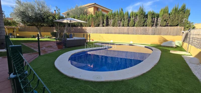 Foto 3d11cc3b-1907-4bf1-8de1-216603f01ff9. Chalet avec chauffage parking piscine dans Urbanizaciones Llíria