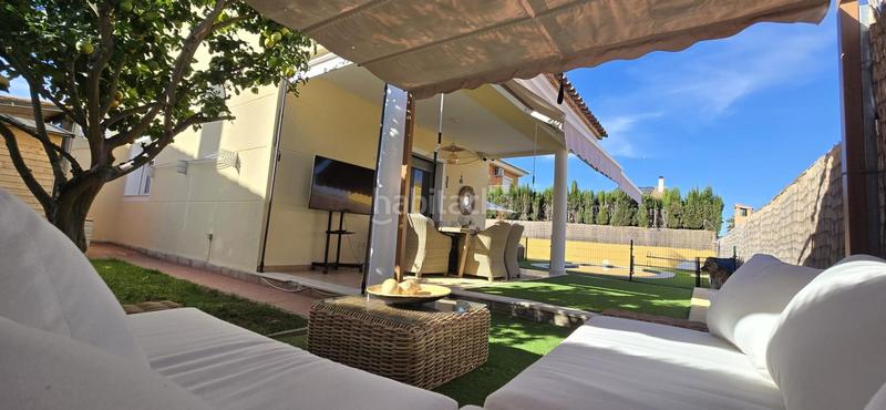 Foto b41639bf-15ca-4a19-b4d7-e3adfba51b16. Chalet avec chauffage parking piscine dans Urbanizaciones Llíria