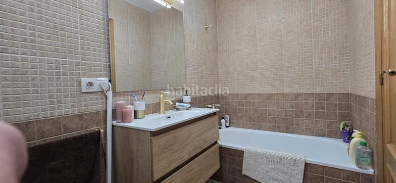 Foto c962ebe7-ec77-4504-a8bc-9d84dae5cb4f. Chalet avec chauffage parking piscine dans Urbanizaciones Llíria