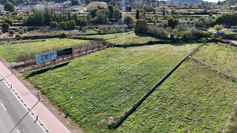 Foto d7245633-a8df-44fc-af26-10c4407e54e8. Propriété dans Santa Bárbara Llíria