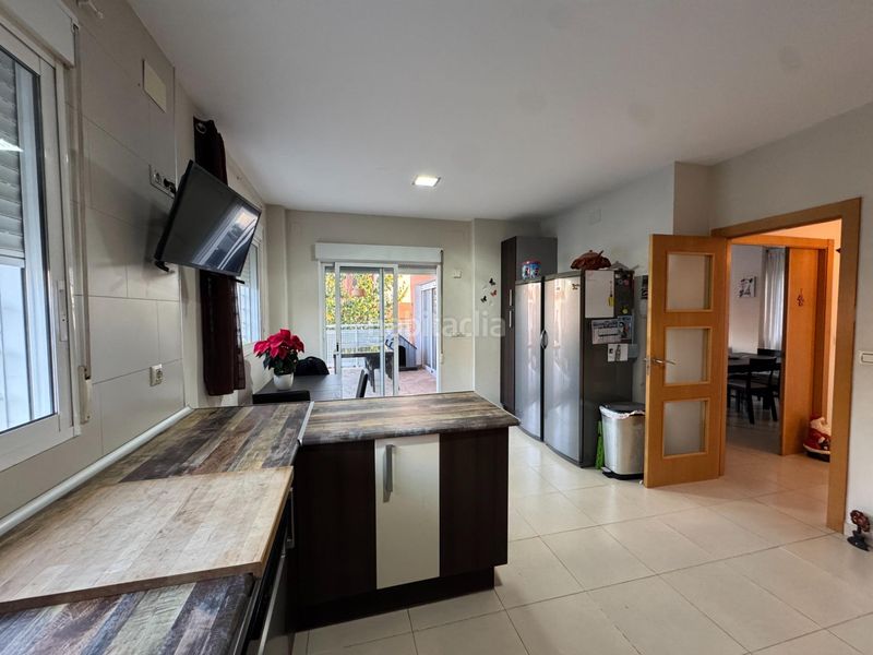 Foto 264cc187-19b2-494f-af6b-3bde36dd0edd. Xalet amb aparcament piscina a Urbanizaciones Llíria