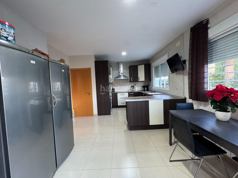 Foto 990ac3b9-8774-4c8b-840f-08b4c580b3f5. Xalet amb aparcament piscina a Urbanizaciones Llíria