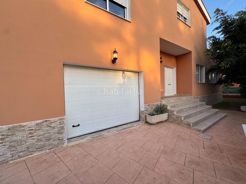 Foto 992a33d5-3c70-4505-be11-7aa742e4297b. Xalet amb aparcament piscina a Urbanizaciones Llíria