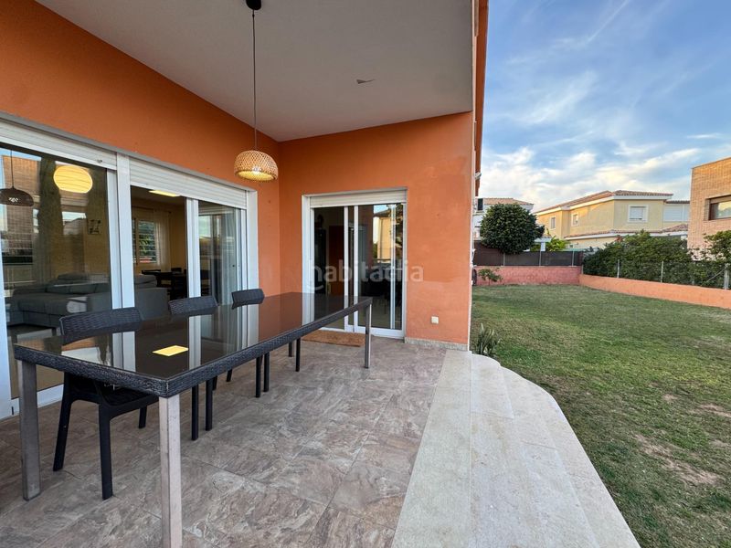 Foto 9f454c0a-d31b-47c3-91ae-6af9f704039c. Xalet amb aparcament piscina a Urbanizaciones Llíria