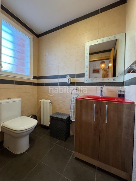 Foto d21ed2a6-544b-4b8a-a42a-a92f847ba5bf. Xalet amb aparcament piscina a Urbanizaciones Llíria