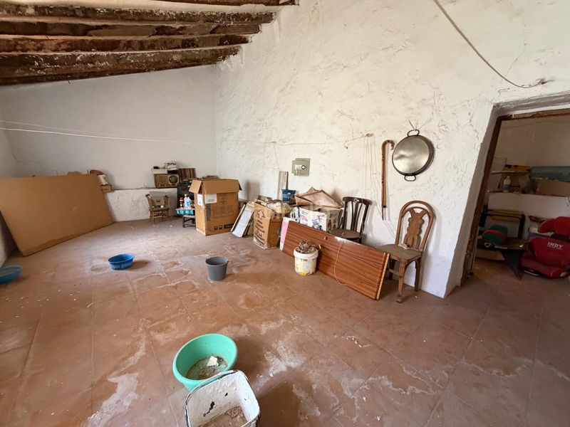 Foto d6f8c444-a04d-4de5-8636-3c7a979e6e3b. Casa  de pueblo en lliria en Casco Antiguo Llíria