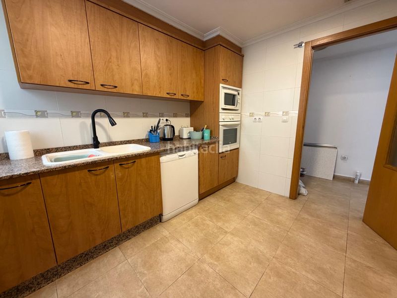 Foto b88e20d4-bf0c-4b58-846b-2e8e89904d29. Pis amb aparcament a Benaguasil