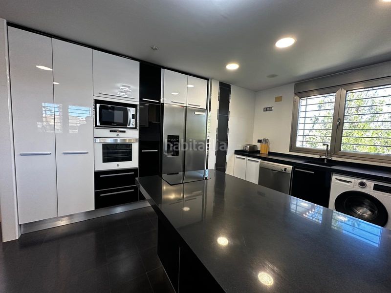 Foto 62703658-cef5-4eab-bc5f-faeaba1f8eff. Xalet amb piscina a Urbanizaciones Llíria