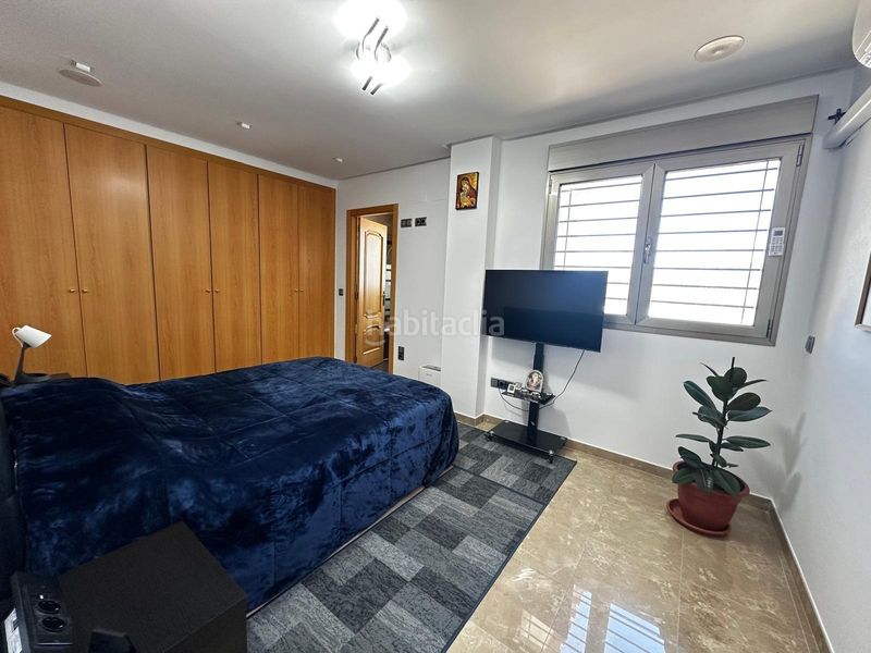 Foto 9feae5e6-9c9a-40cf-8f05-440cc3829e19. Xalet amb piscina a Urbanizaciones Llíria