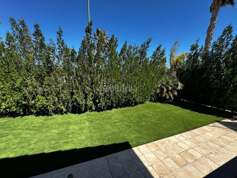 Foto a8b51d3a-33c5-4cf9-ba10-c6ea2d41240b. Xalet amb piscina a Urbanizaciones Llíria