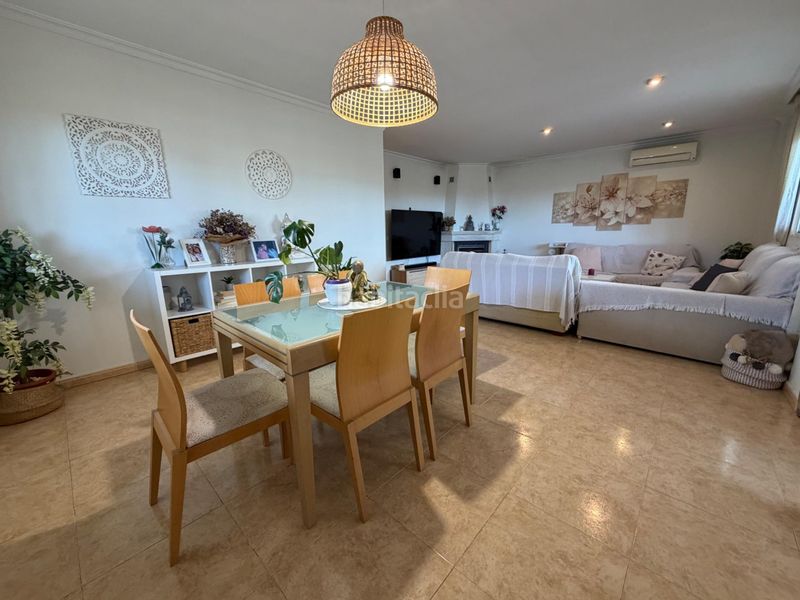 Foto 41285af6-8467-41d6-b5ed-d97e17c63bb1. Xalet amb aparcament a Urbanizaciones Llíria