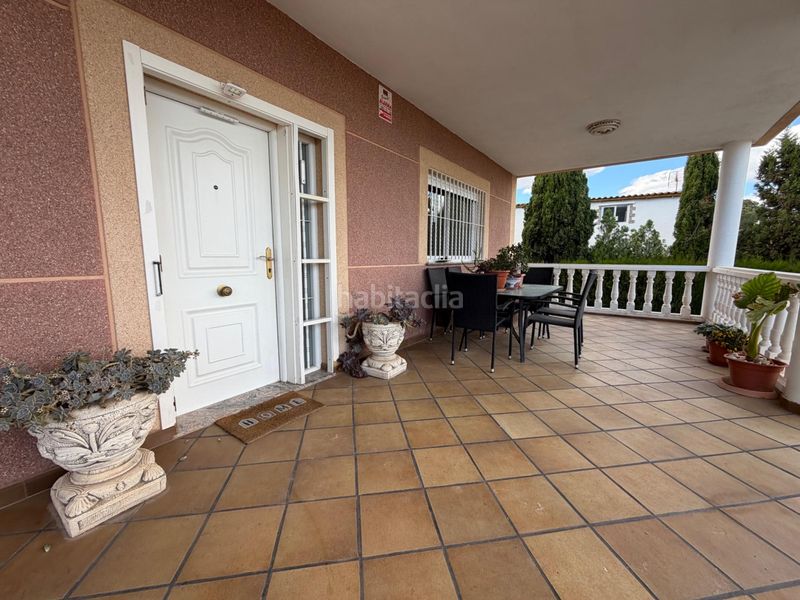 Foto 75321a77-68d9-47b0-9cbc-ee6fcfd476d8. Xalet amb aparcament a Urbanizaciones Llíria