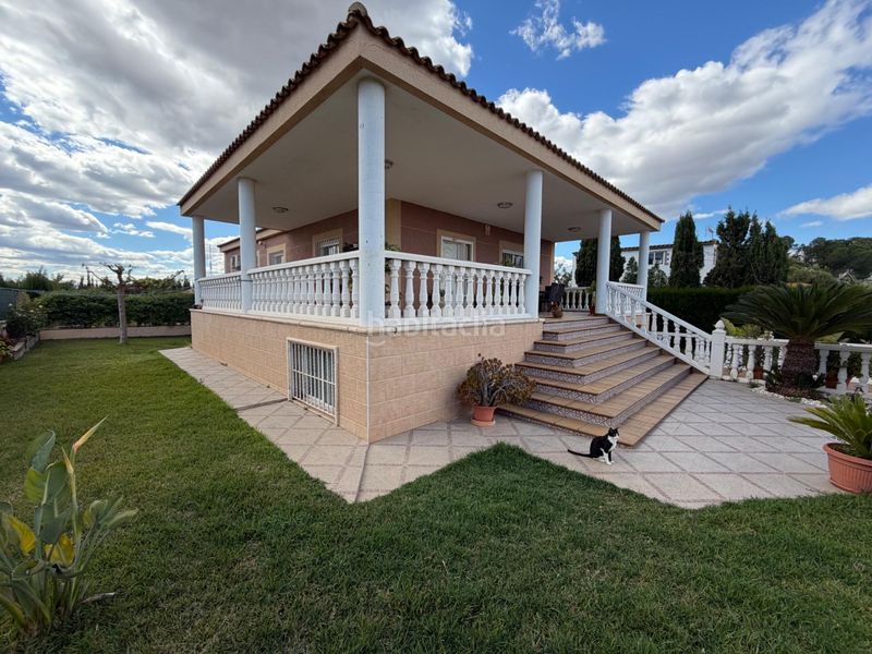 Foto 8d85cda5-0c05-4082-bf1c-d972a731b5c3. Xalet amb aparcament a Urbanizaciones Llíria