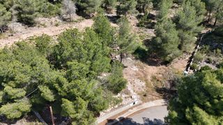 Terreno residenziale in Olocau. Parcel de 2075 metros 1396 metros urbano, el resto rústico