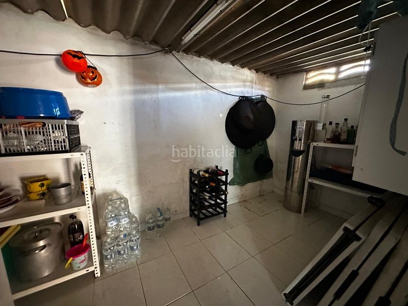 Foto 1d986af3-6802-4e96-ab02-cd099fe48074. Xalet amb piscina a Vilamarxant