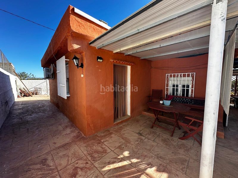 Foto 742a0d85-0871-46a3-95bd-b5240f6f56e4. Xalet amb piscina a Vilamarxant