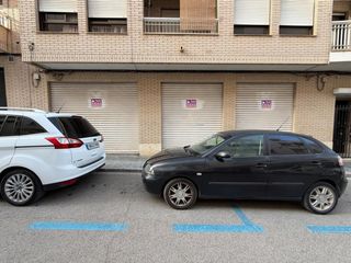 Local Comercial a Parque de la Bombilla