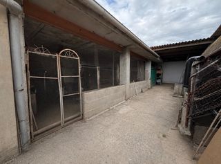 Casa in Parque de la Bombilla. Corral en lliria