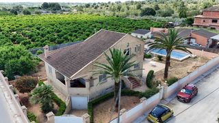 Xalet a Urbanizaciones. Espectacular chalet en lliria