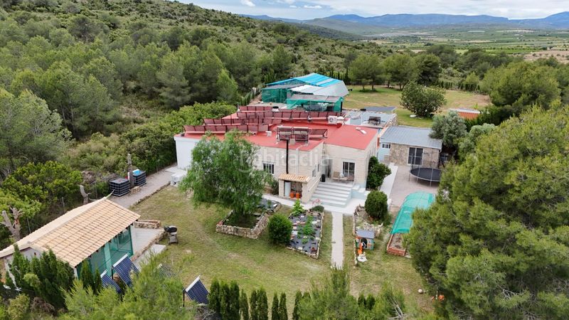 Foto d1f8afa3-e5c2-4c4c-9ab5-0979194bc700. Xalet amb calefacció aparcament piscina a Santa Bárbara Llíria