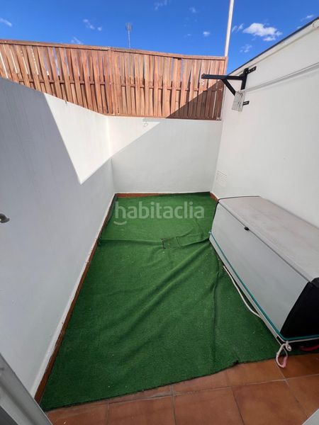 Foto d33ba292-9a93-442d-aaee-81ca77303cc3. Àtic amb calefacció aparcament a Parque de la Bombilla Llíria