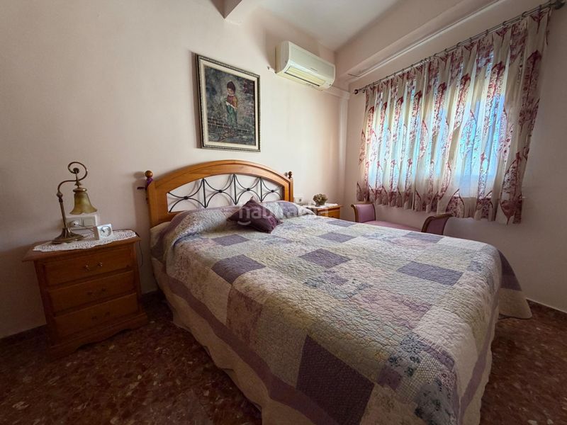 Foto 045e7569-f325-4e74-a61d-f6cfbbfa0150. Casa amb aparcament a Gátova