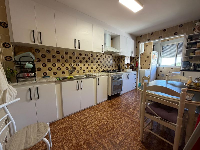 Foto 5b6ba446-848d-4e82-9e2d-d5d0ef9ef0fd. Casa amb aparcament a Gátova